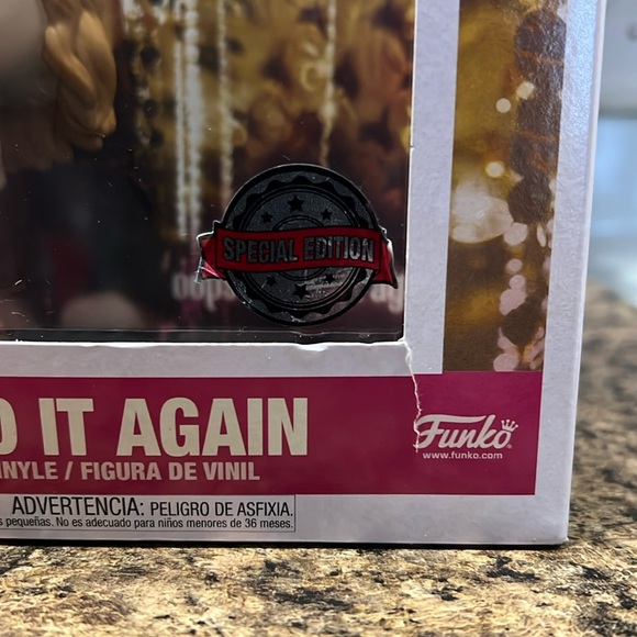 👸🏼 Limited Edition Funko Pop! Albums Britney Spears Oops!… I Did It Again - Picture 7 of 7
